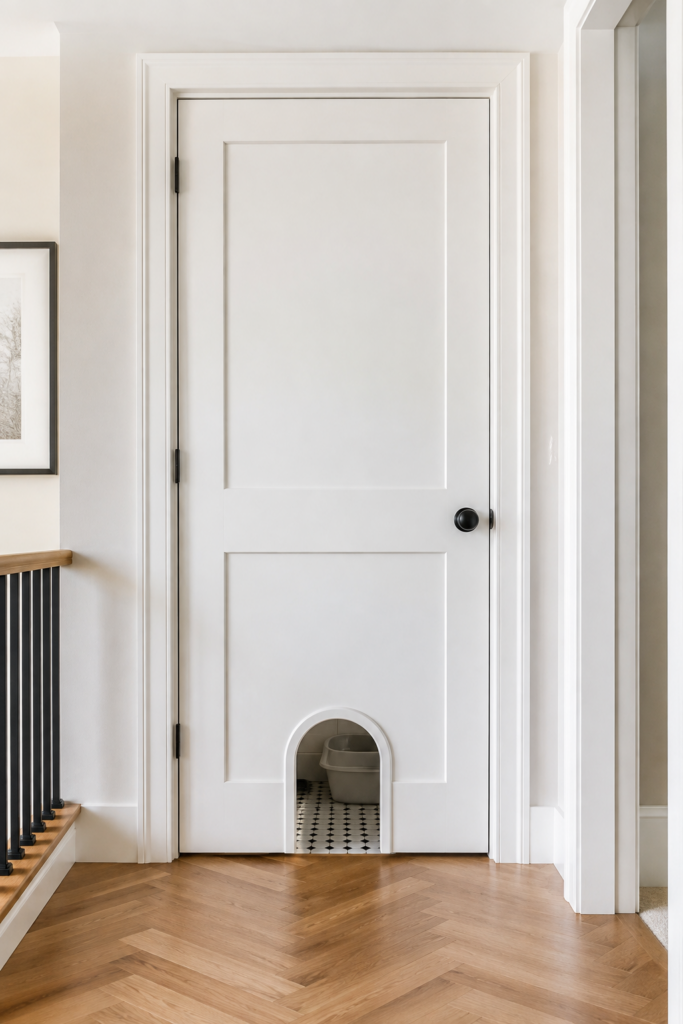  Pet-Friendly Door with an Integrated Arch